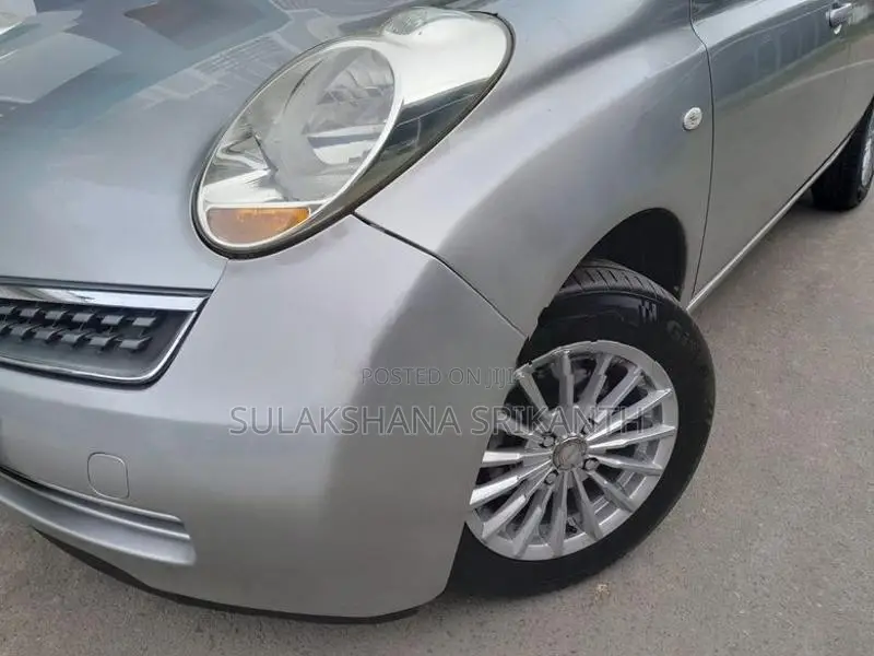 Nissan March 2007