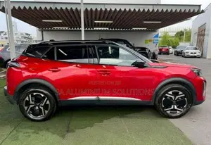 Peugeot 2008 GT 2023