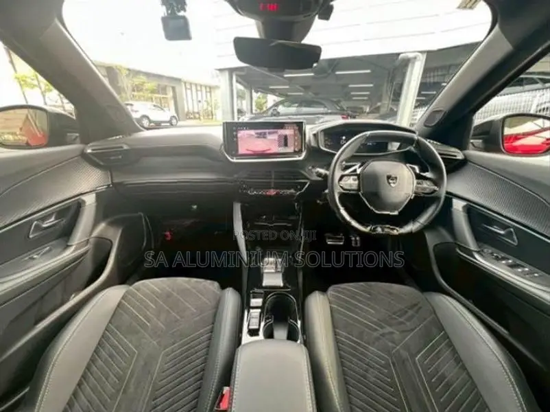 Peugeot 2008 GT 2023