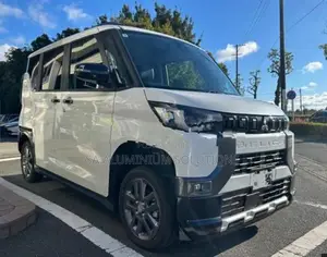 Mitsubishi Delica G Premium 2025