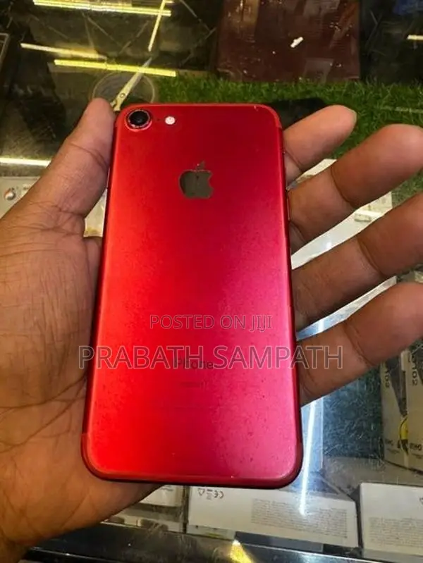 Apple iPhone 7 128GB (Used)