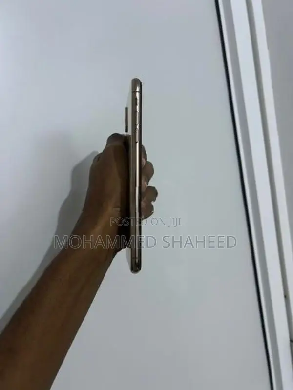 Apple iPhone XS Max 256GB (Used)