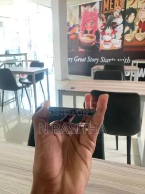 Apple iPhone 8 (Used)