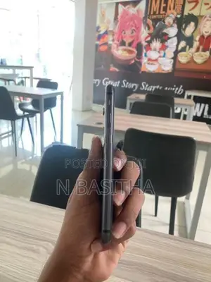Apple iPhone 8 (Used)