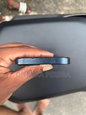 Apple iPhone 13 (Used)