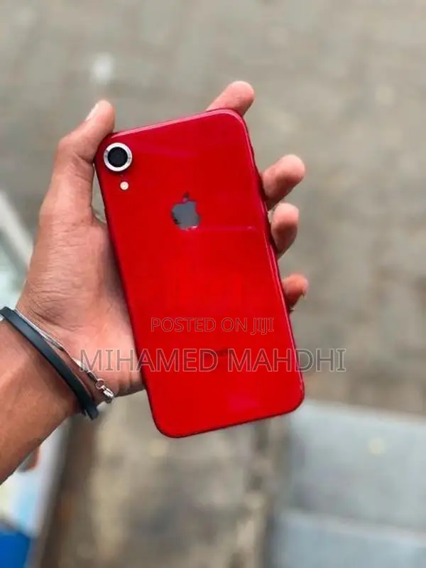 Apple iPhone XR (Used)