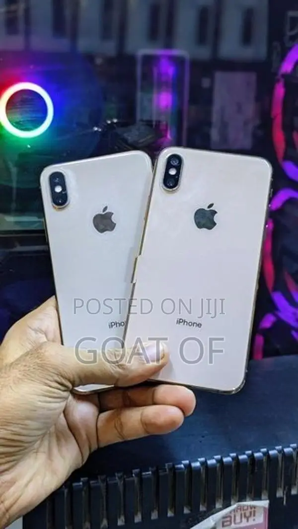 Apple iPhone XS (Used)