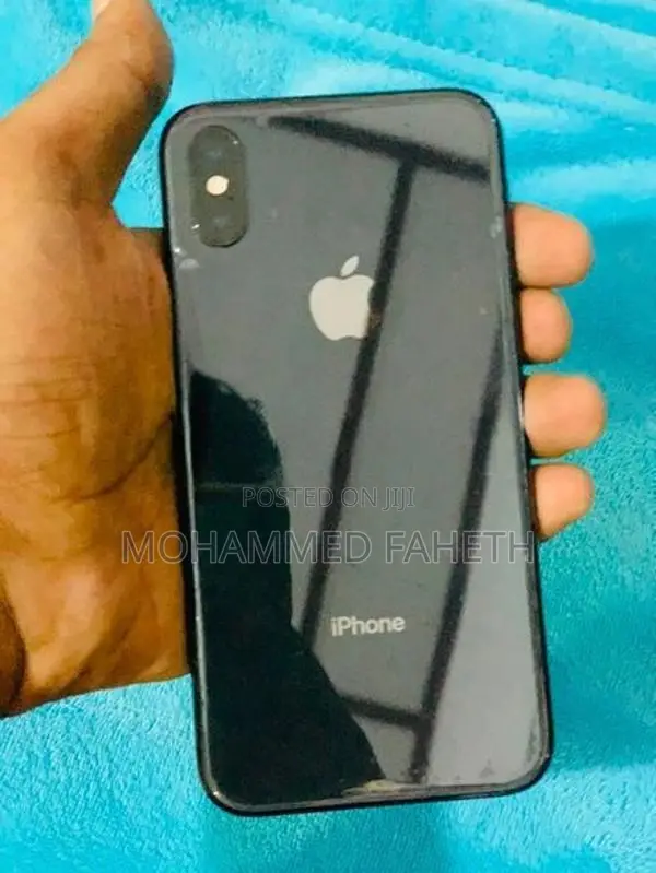 Apple iPhone XS (Used)