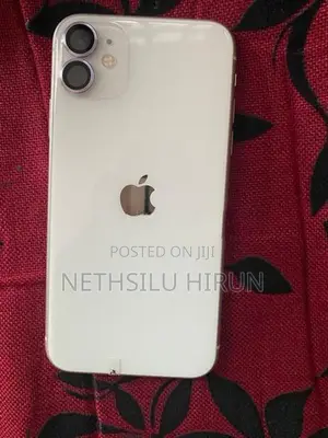 Apple iPhone 11 (Used)