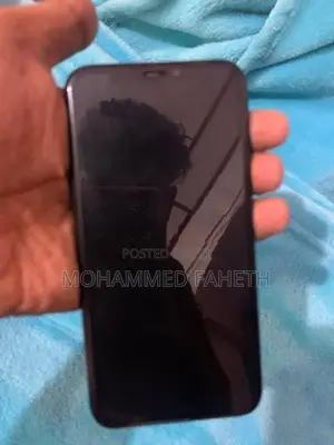Apple iPhone XS (Used)