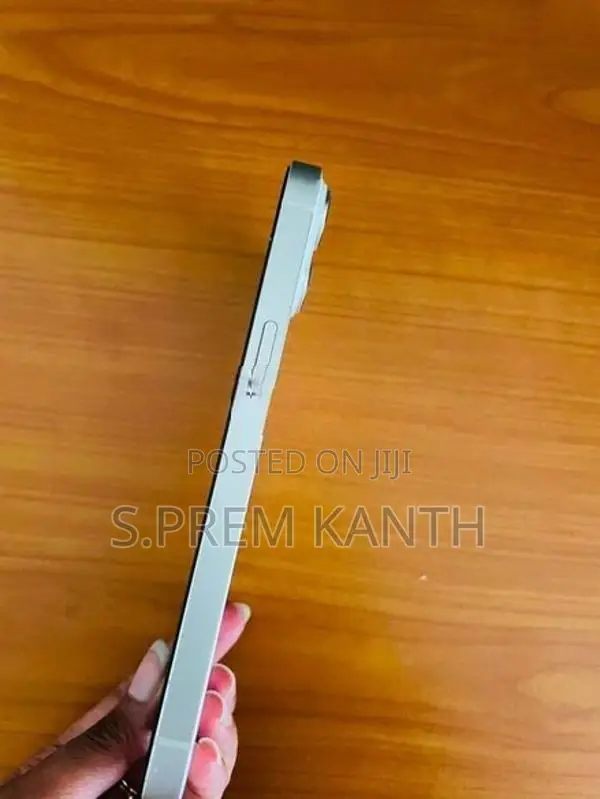 Apple iPhone 14 (Used)