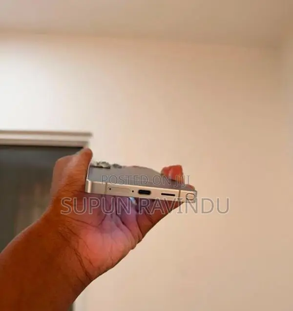 Samsung Galaxy S25 Ultra 256gb (Used)