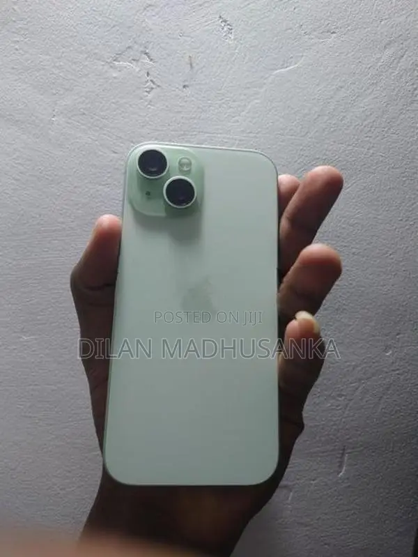Apple iPhone 15 (Used)