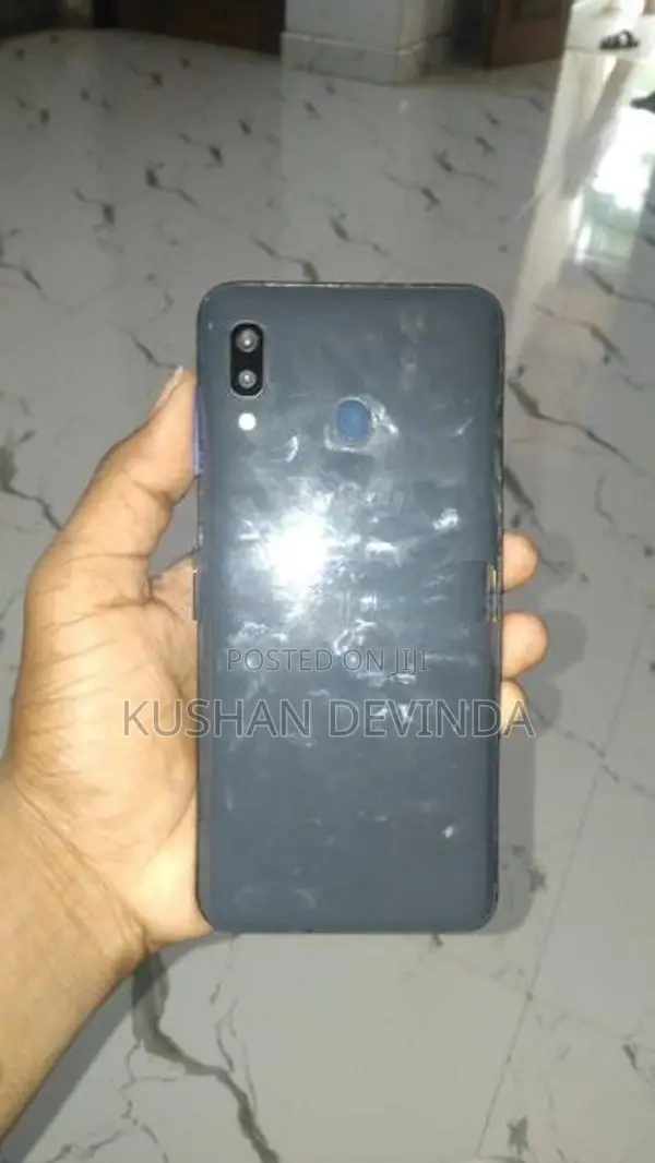 Samsung Galaxy A20 (Used)