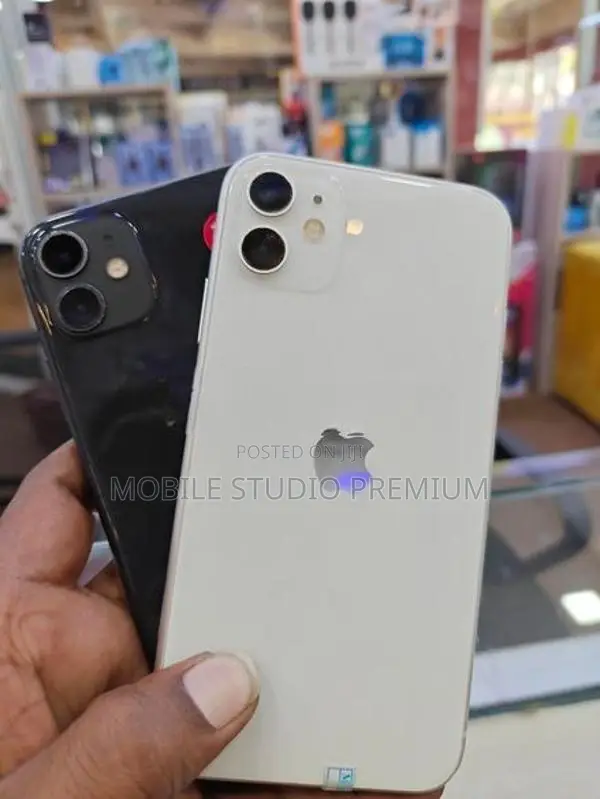 Apple iPhone 11 (Used)