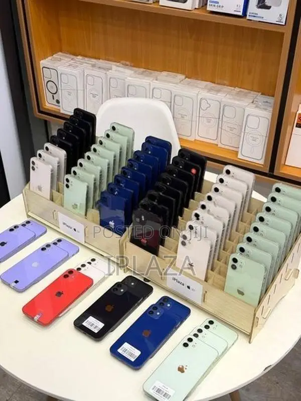 Apple iPhone 12 256GB (Used)