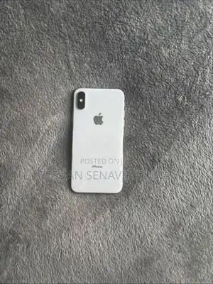 Apple iPhone XS (Used)