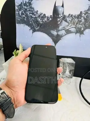 Apple iPhone 16 128GB (Used)
