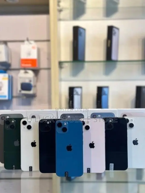 Apple iPhone 13 128GB (Used)