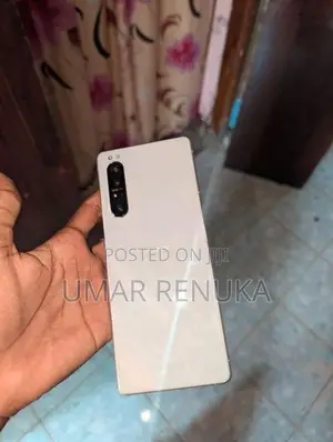 Sony Xperia 1 II (Used)