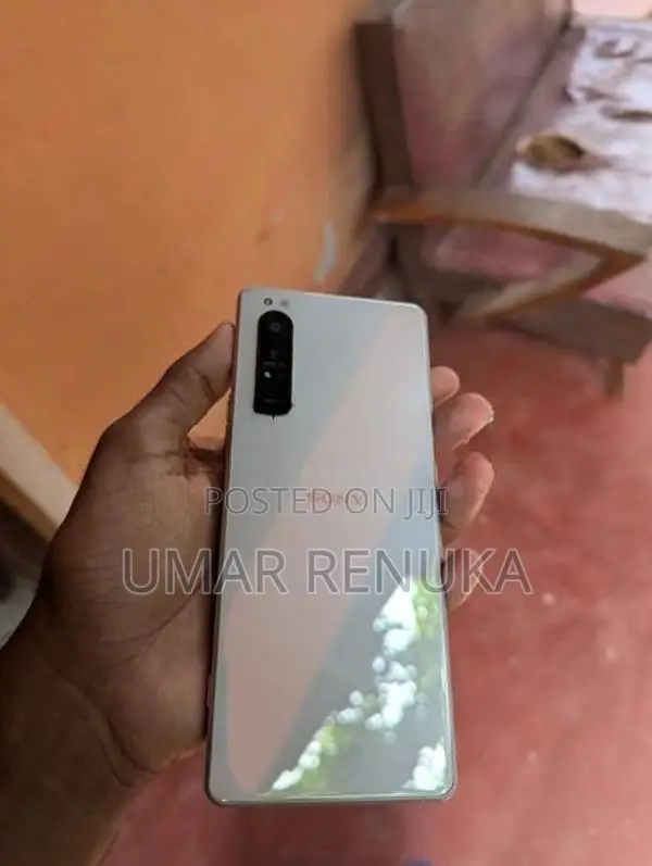 Sony Xperia 1 II (Used)