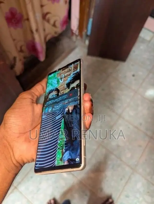 Sony Xperia 1 II (Used)