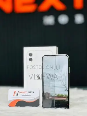 Apple iPhone 11 White (Used)