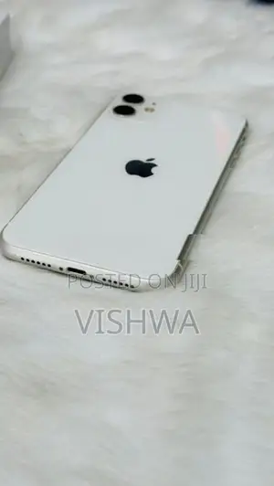 Apple iPhone 11 White (Used)