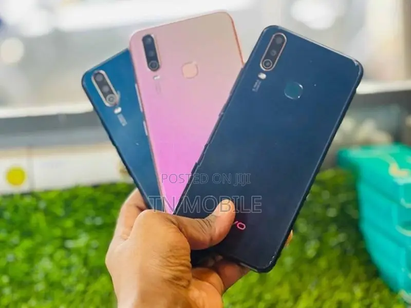 Vivo Y17 256GB (Used)
