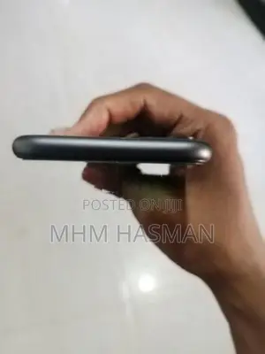 Apple iPhone 11 (Used)
