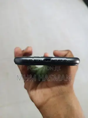 Apple iPhone 11 (Used)