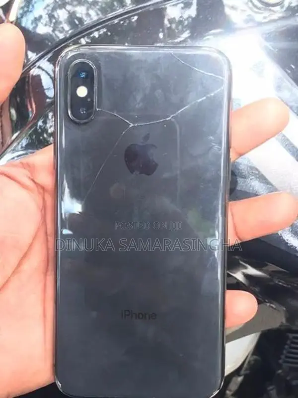 Apple iPhone XS (Used)