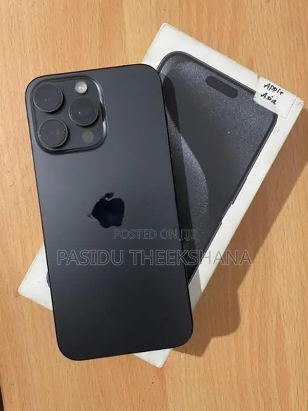 Apple iPhone 15 Pro Max 256GB (Used)