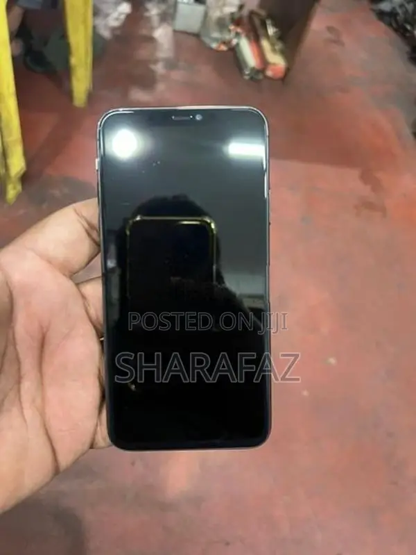 Apple iPhone 11 Pro Max 256gb (Used)