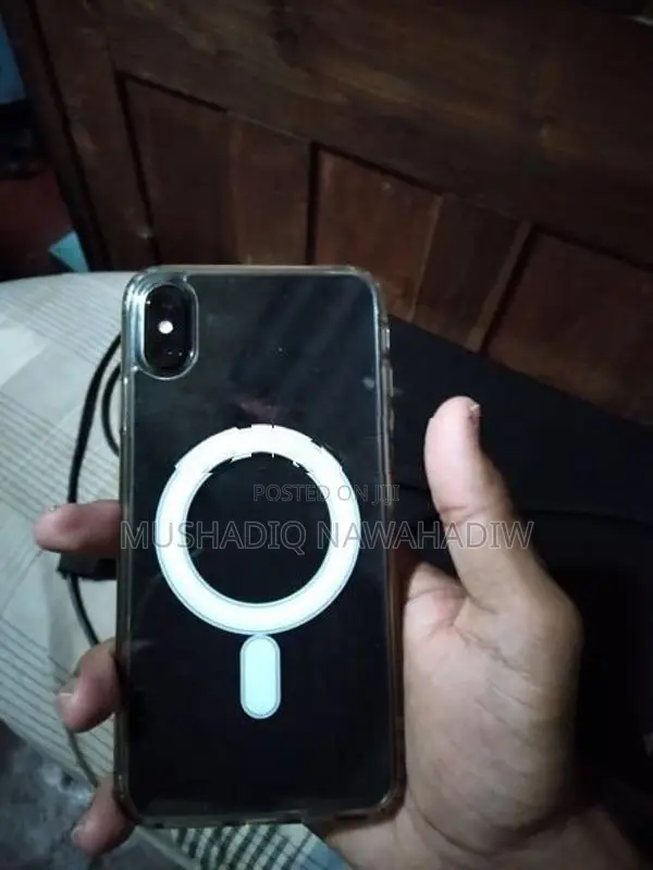 Apple iPhone XS Max (Used)