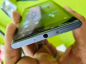 Nokia Lumia (Used)