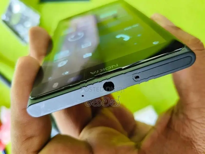 Nokia Lumia (Used)