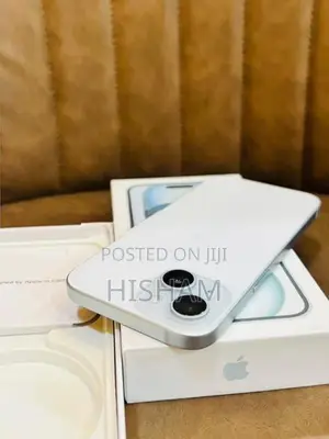 Apple iPhone 15 128GB (Used)