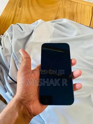 Apple iPhone 14 (Used)
