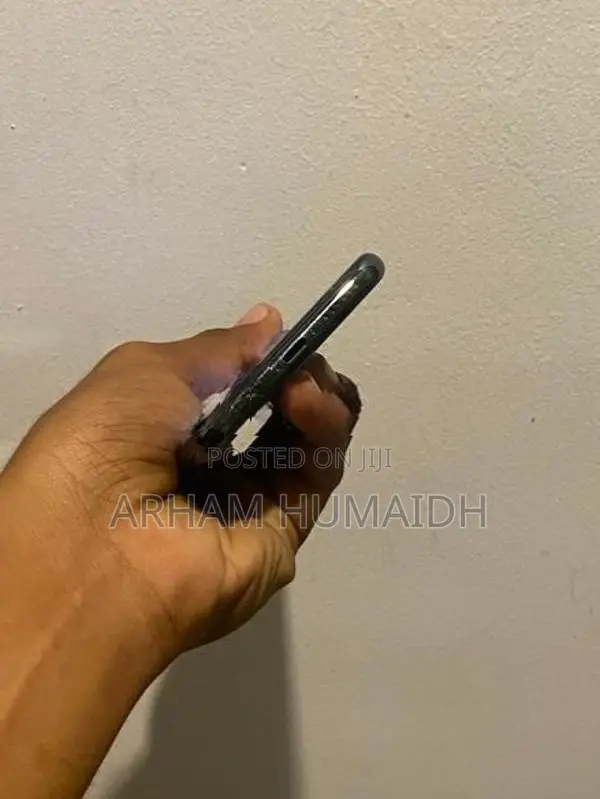 Apple iPhone 11 Pro (Used)
