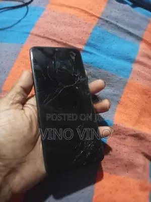 TCL 30SE (Used)