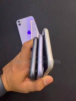 Apple iPhone 11 (Used)