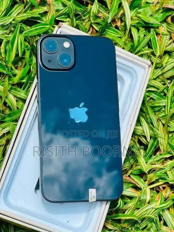 Apple iPhone 13 (Used)