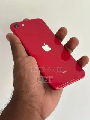 Apple iPhone SE 2 (Used)