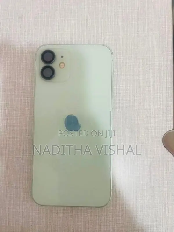 Apple iPhone 12 (Used)