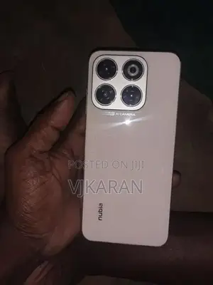 ZTE nubia v70 (Used)
