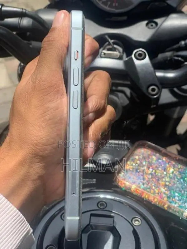 Apple iPhone 15 (Used)
