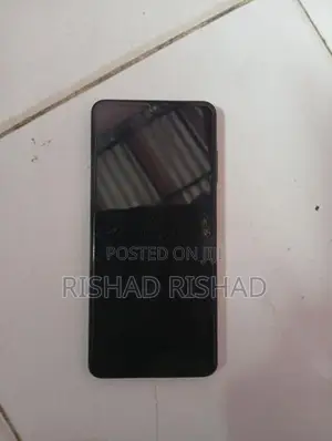 Samsung Galaxy A06 (Used)