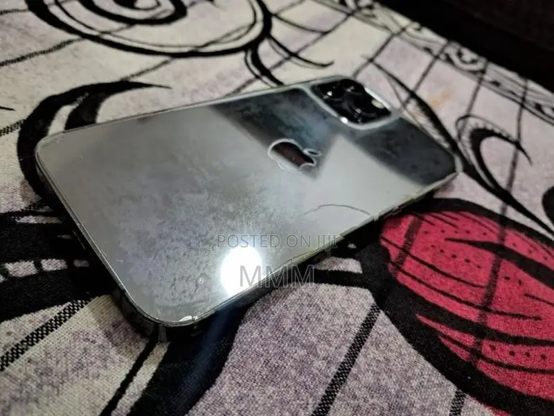 Apple iPhone 12 Pro (Used)