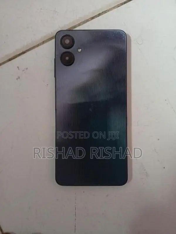 Samsung Galaxy A06 (Used)